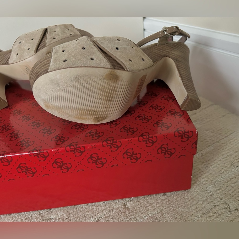 Vtg Pin-Up Style Peep Toe Ankle Strap Hidden Platform Suede Sandals - Picture 16 of 16